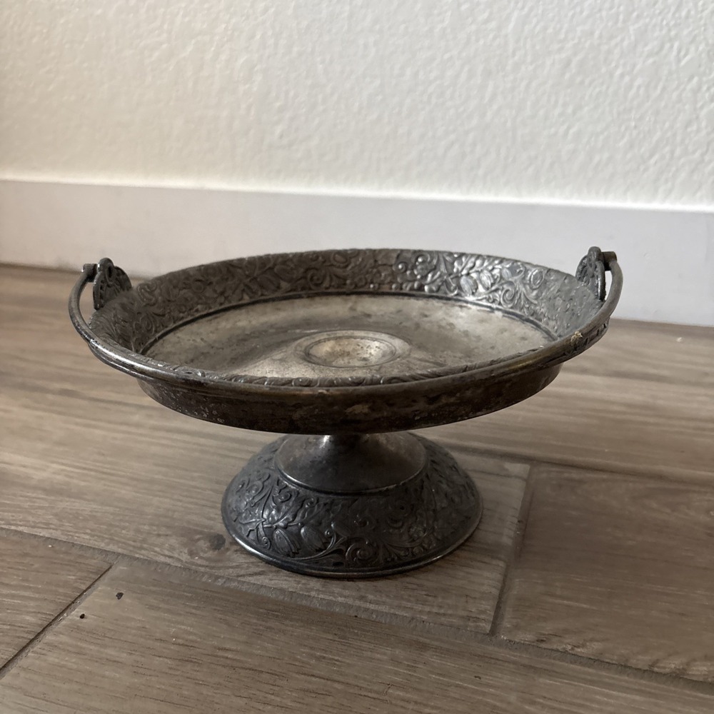 Silver Plated Wilcox Antique Victorian silver plate bride's basket